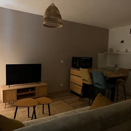 Apartment Au Coeur De - 4 Pers - A 10min Giverny